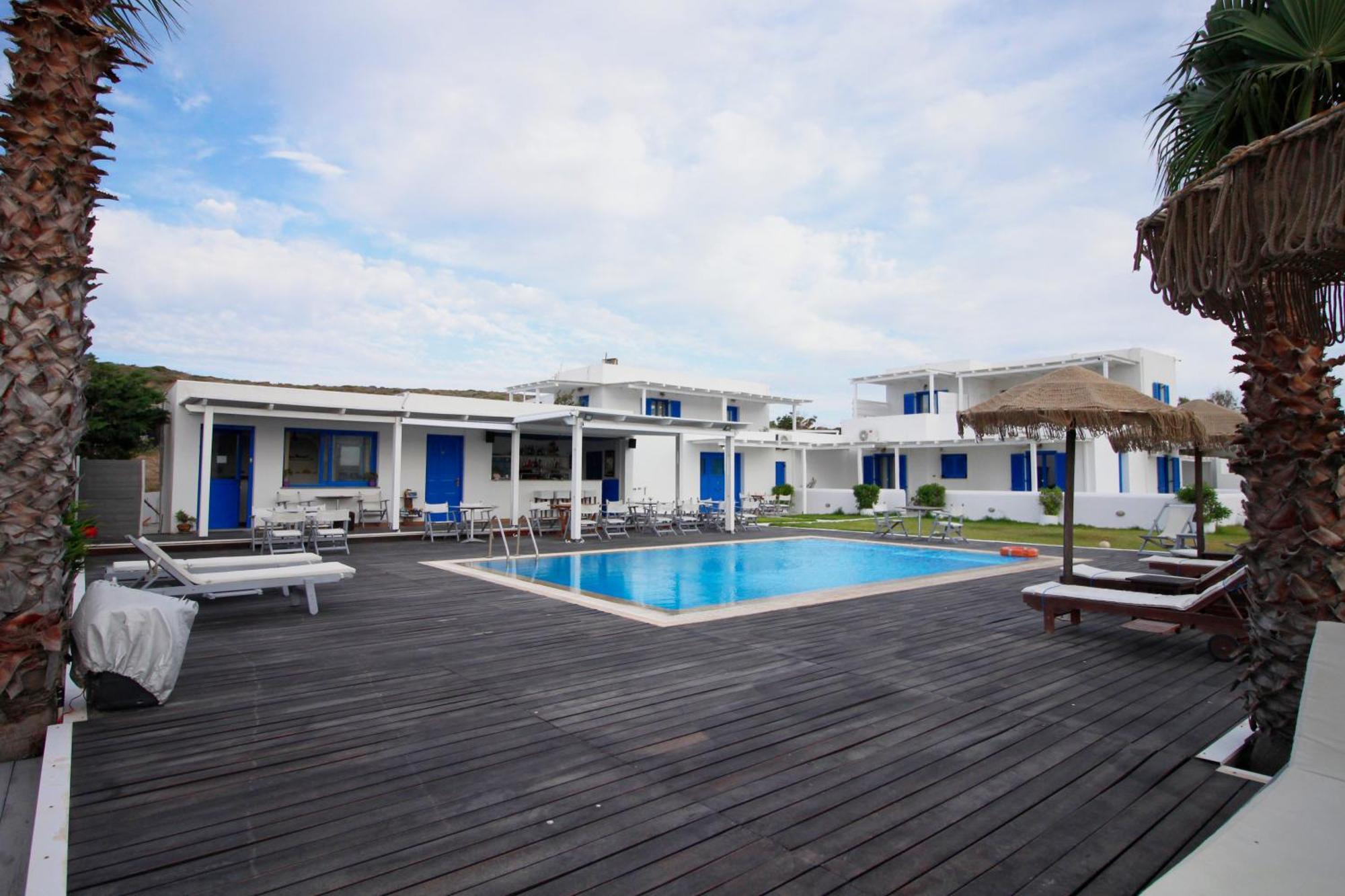 Argo-Milos Adamantas  Exterior photo